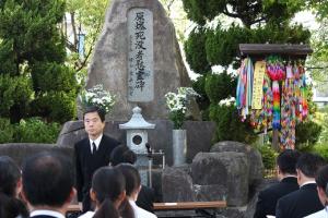 尾道市原爆死没者慰霊式　議長出席