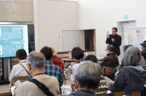 まちなか文化交流館での講演会の写真