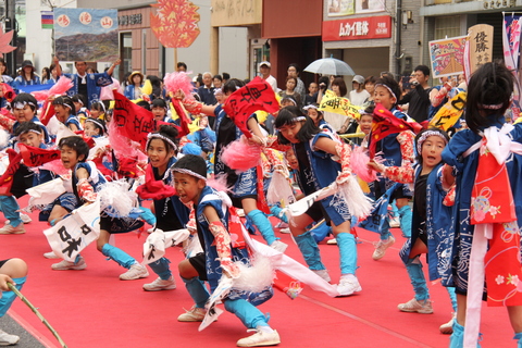 気合の入った踊りを披露！―吉和小学校