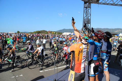 向島運動公園からスタート！